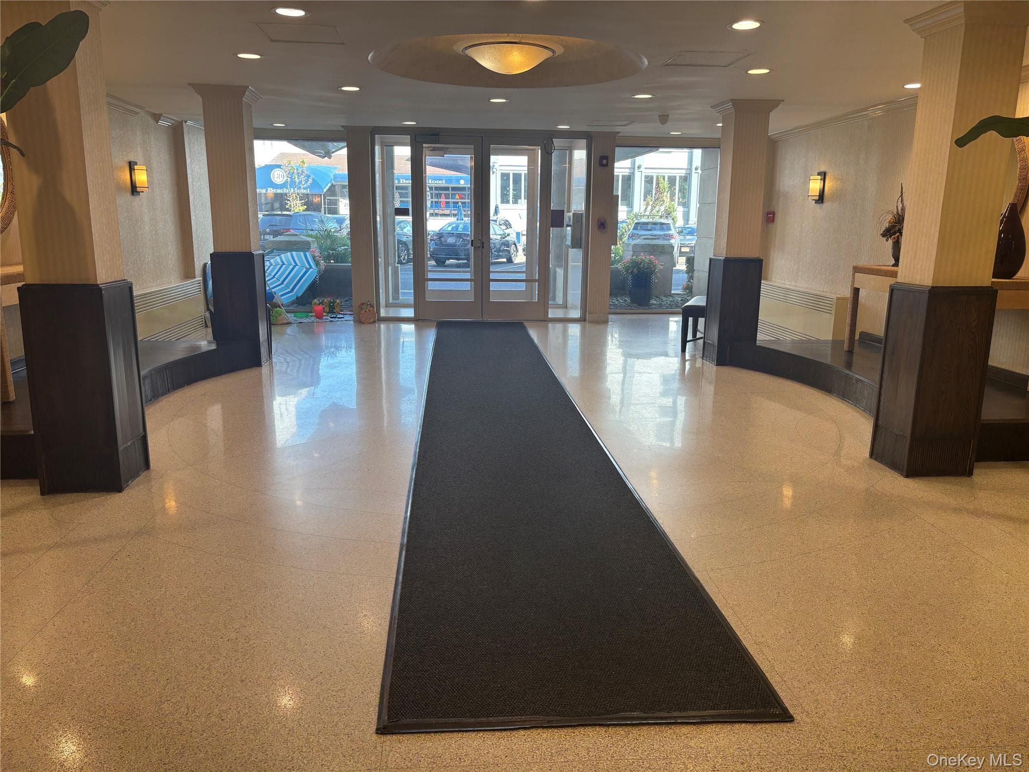 410 E Broadway Unit: 3S thumbnail 2