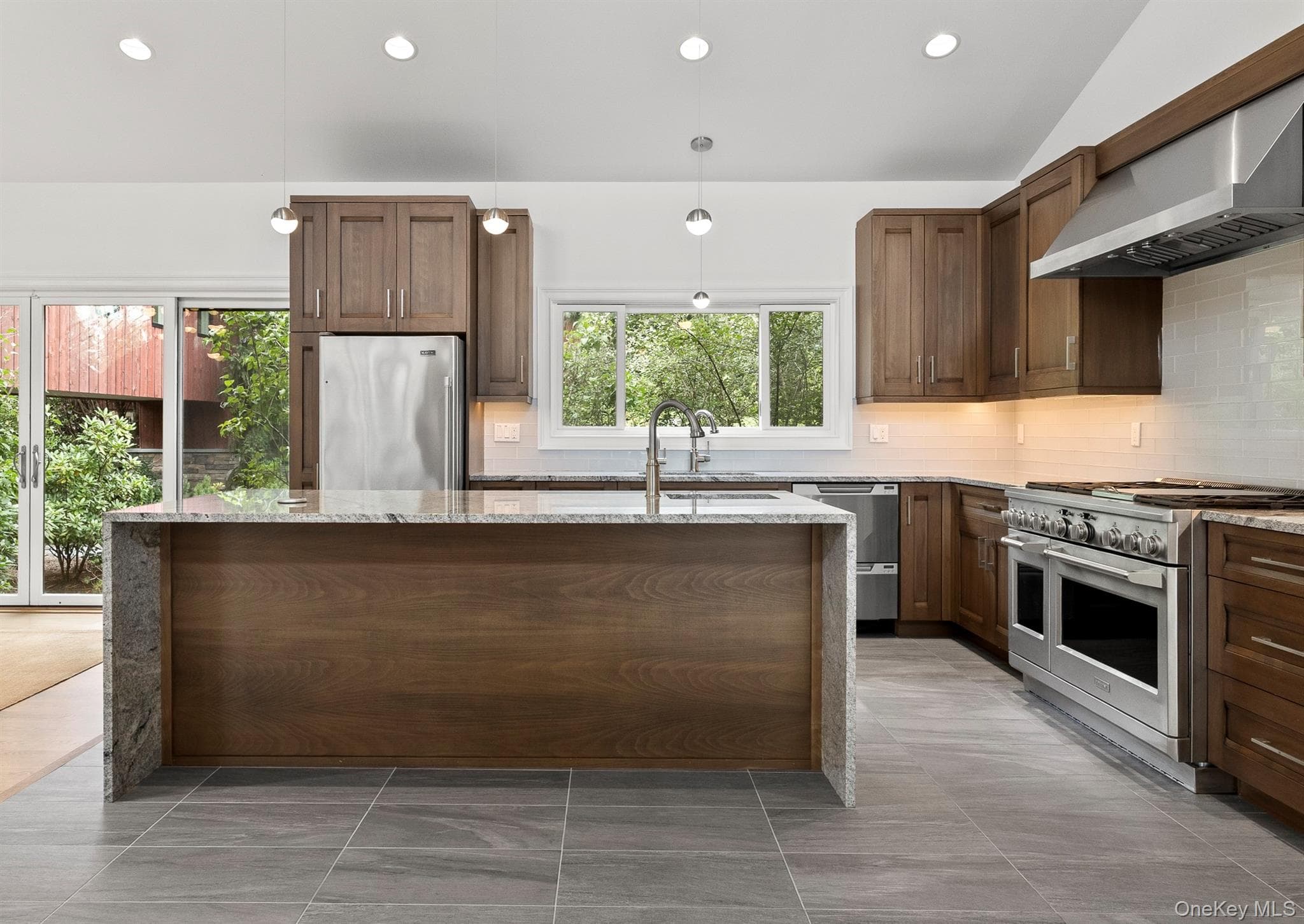 25 Vincent Place thumbnail 10