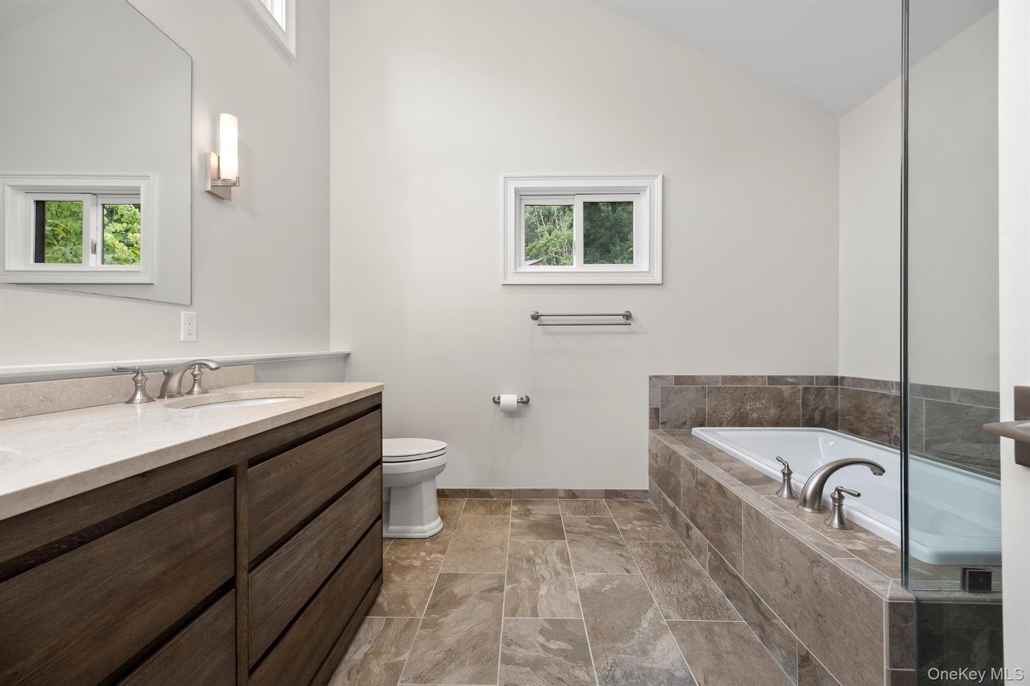 25 Vincent Place thumbnail 18
