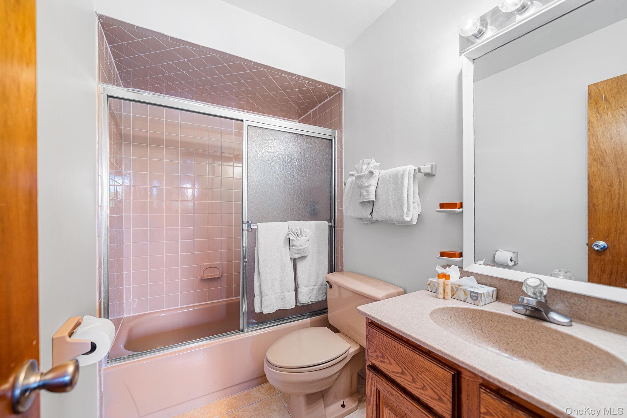 131 S Emerson Avenue Unit: 235 thumbnail 6
