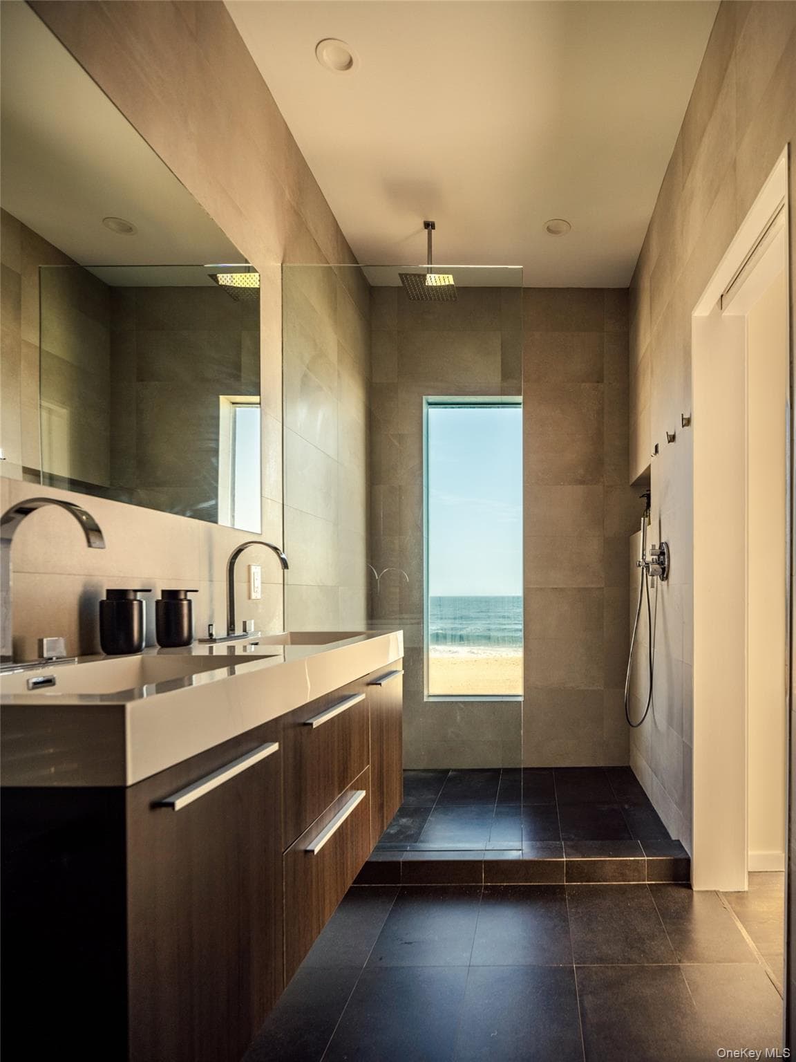 418 Ocean Walk thumbnail 21