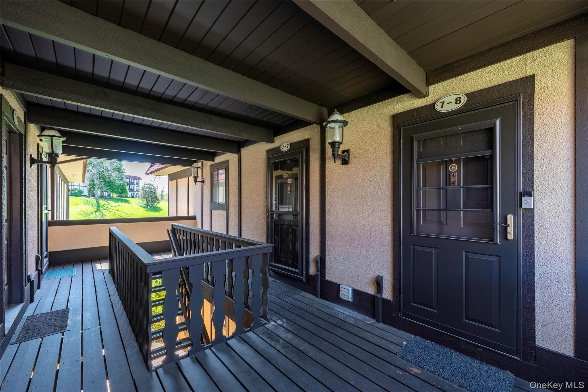 7 Loudon Drive Unit: 8 thumbnail 3