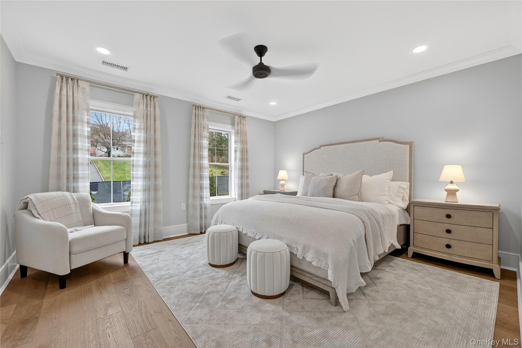 1811 Soundview Court thumbnail 16