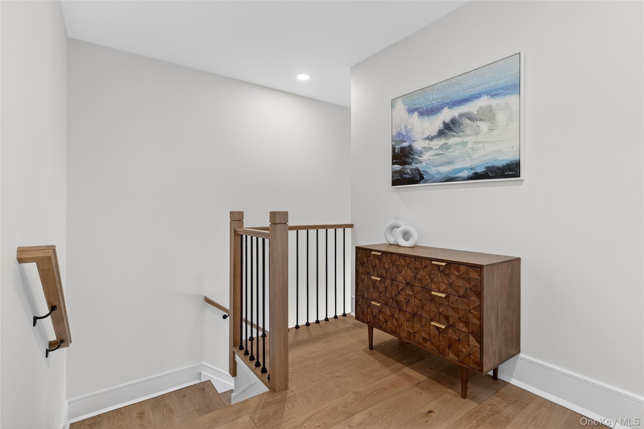 1811 Soundview Court thumbnail 15