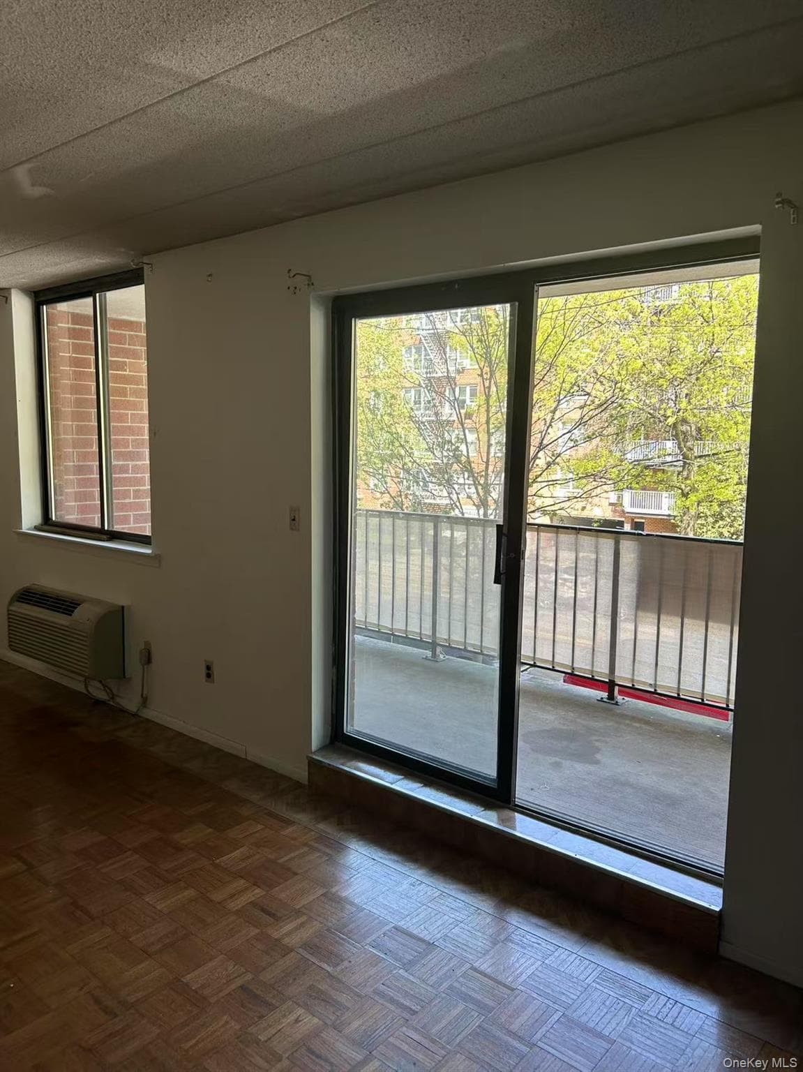139-76 35th Avenue Unit: 2B thumbnail 3