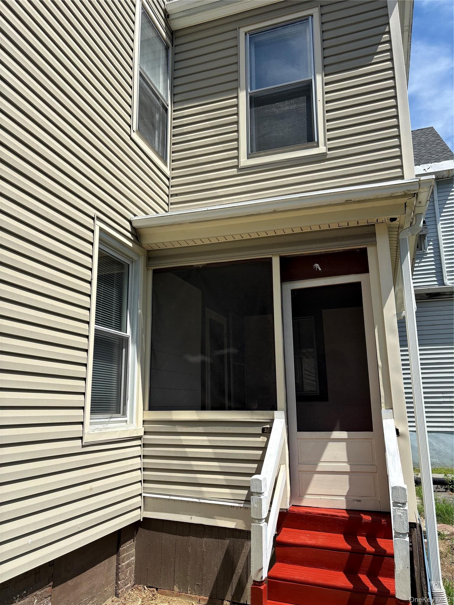 137 N Clinton Street thumbnail 27