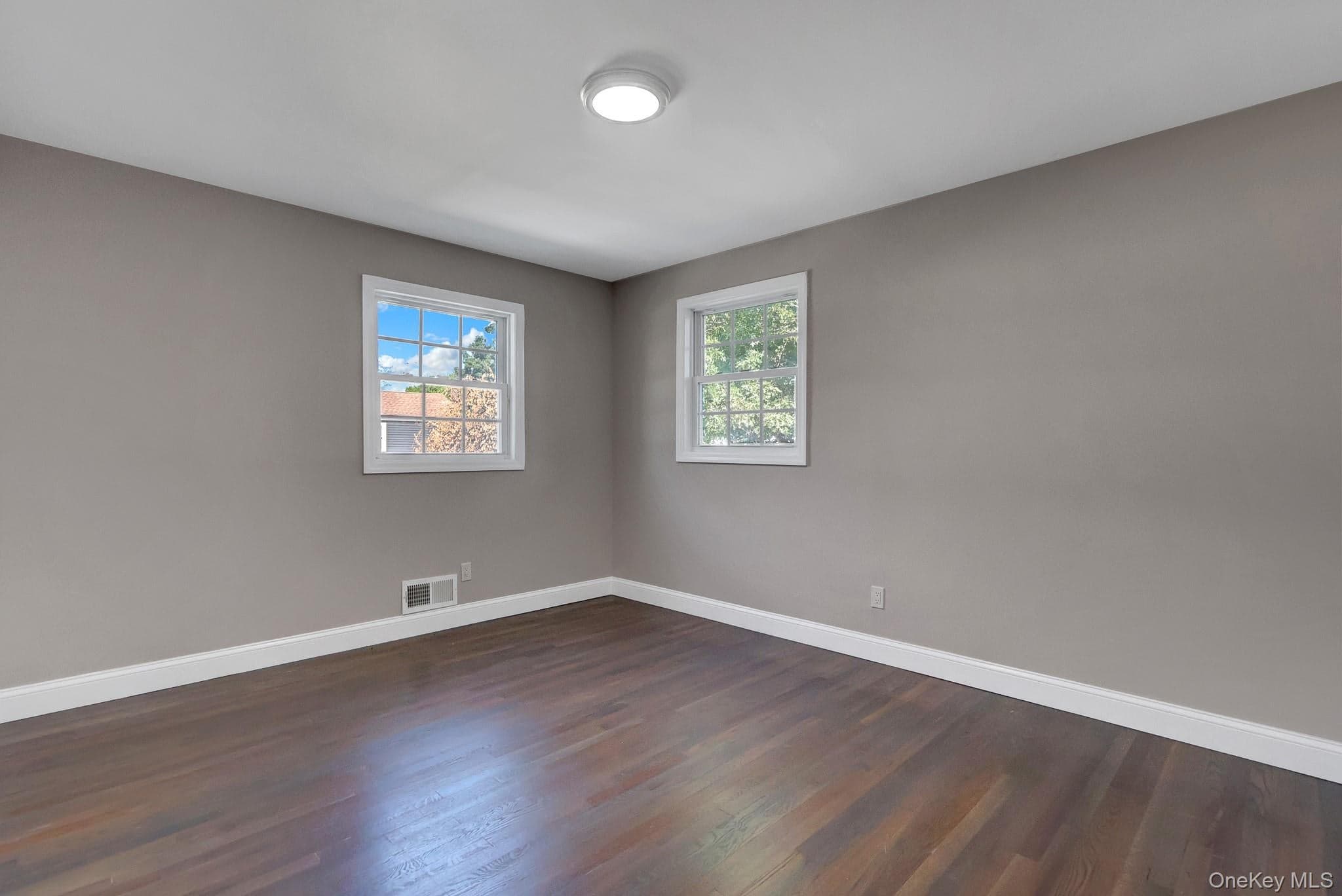 128 W 17th Street thumbnail 16