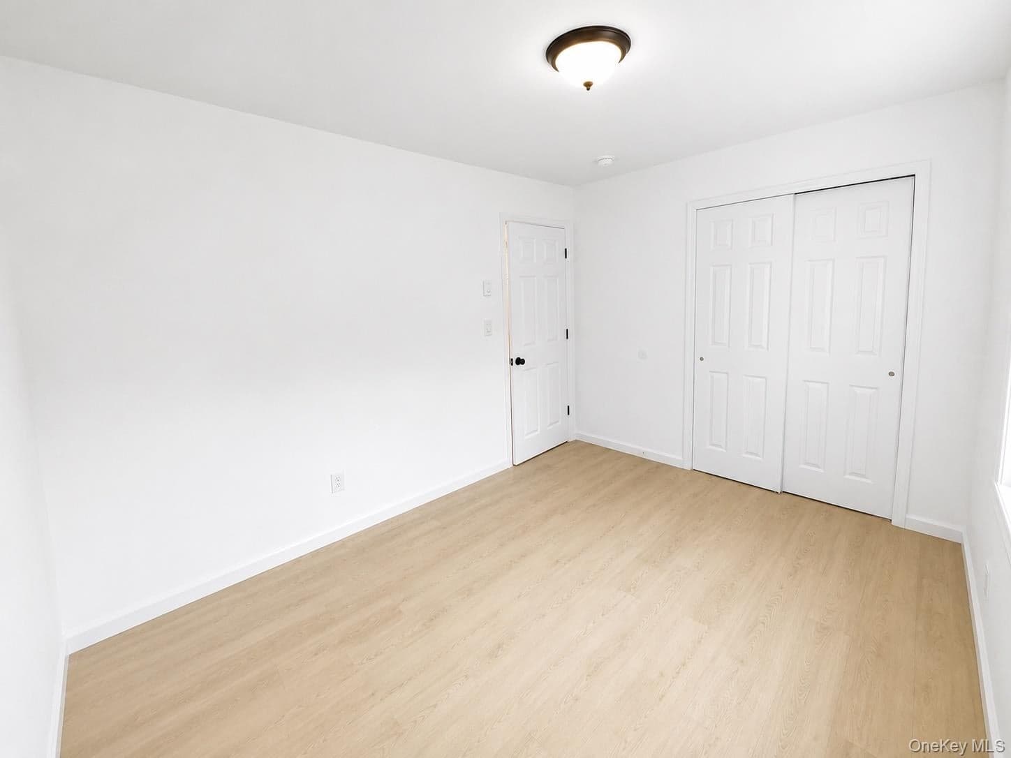 818 Meade Avenue thumbnail 11