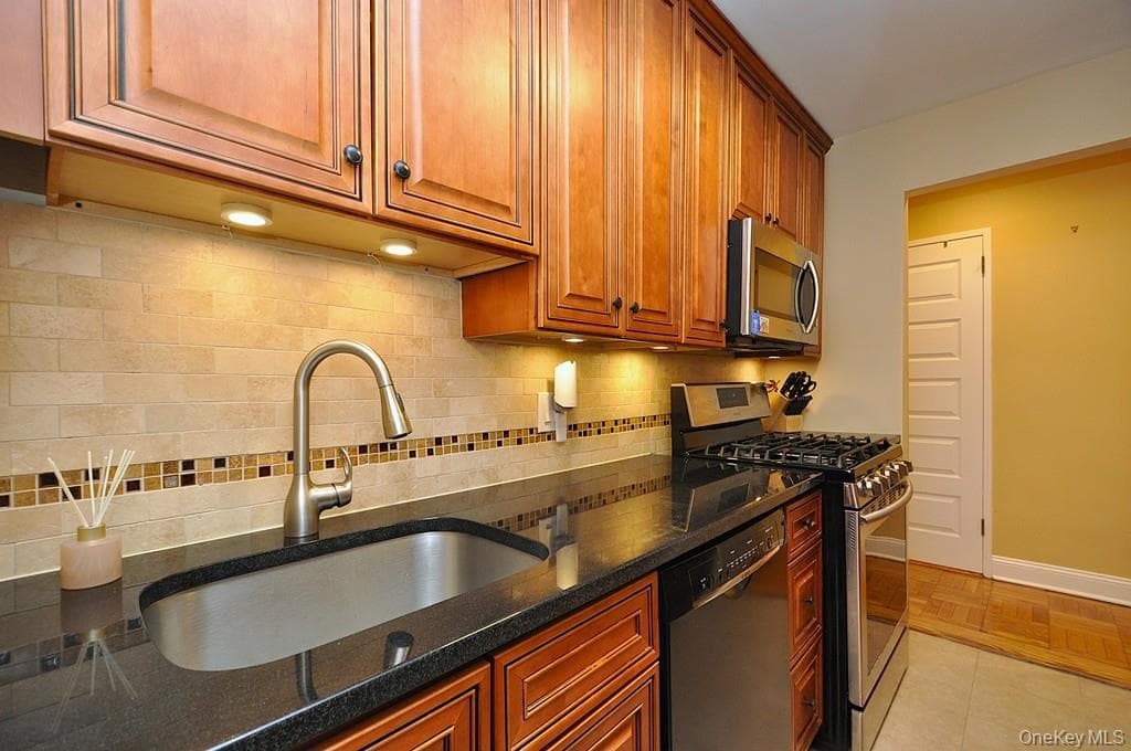 10 Old Mamaroneck Road Unit: 2A thumbnail 9
