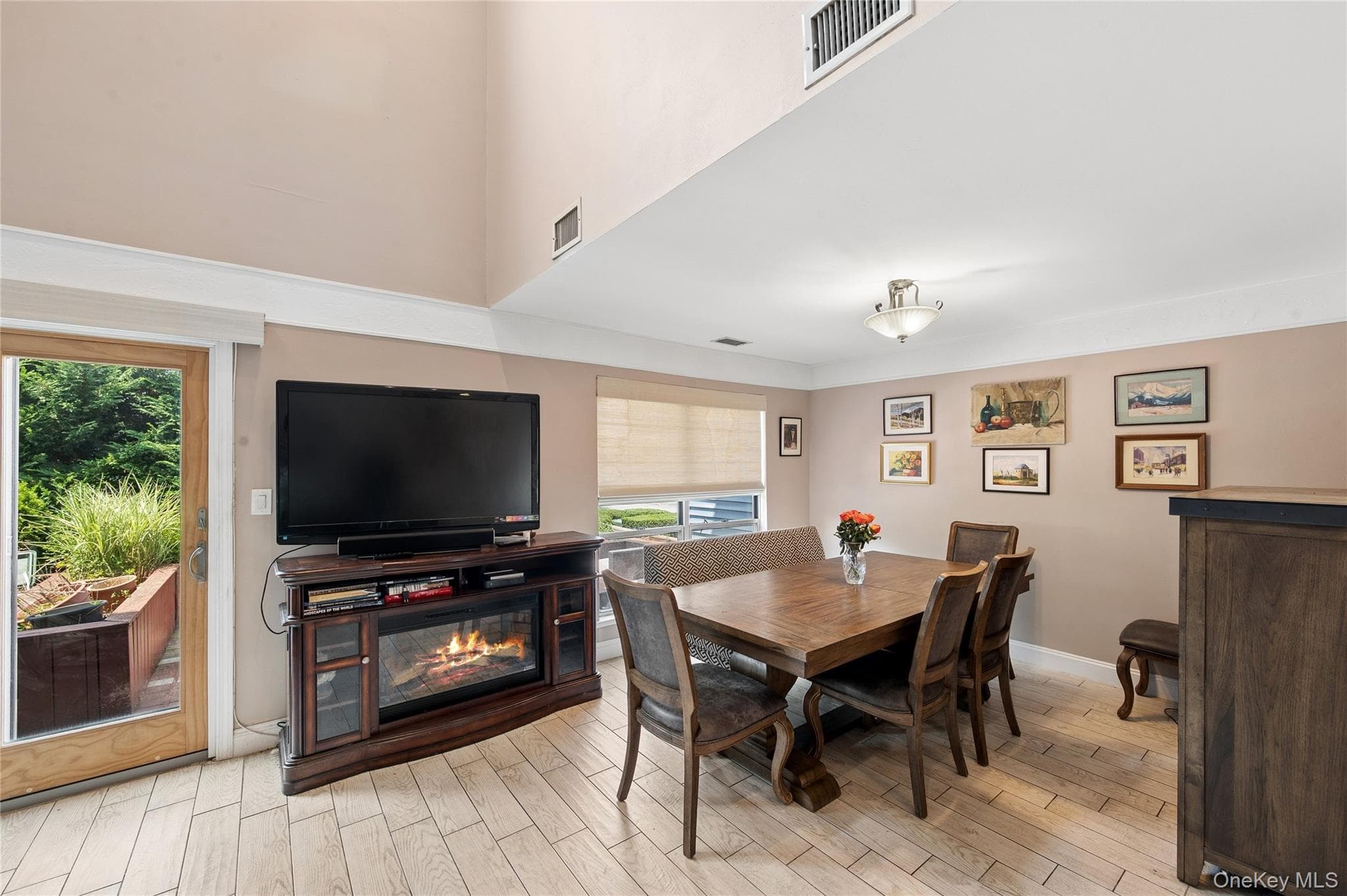100 Baker Court Unit: 90 thumbnail 6