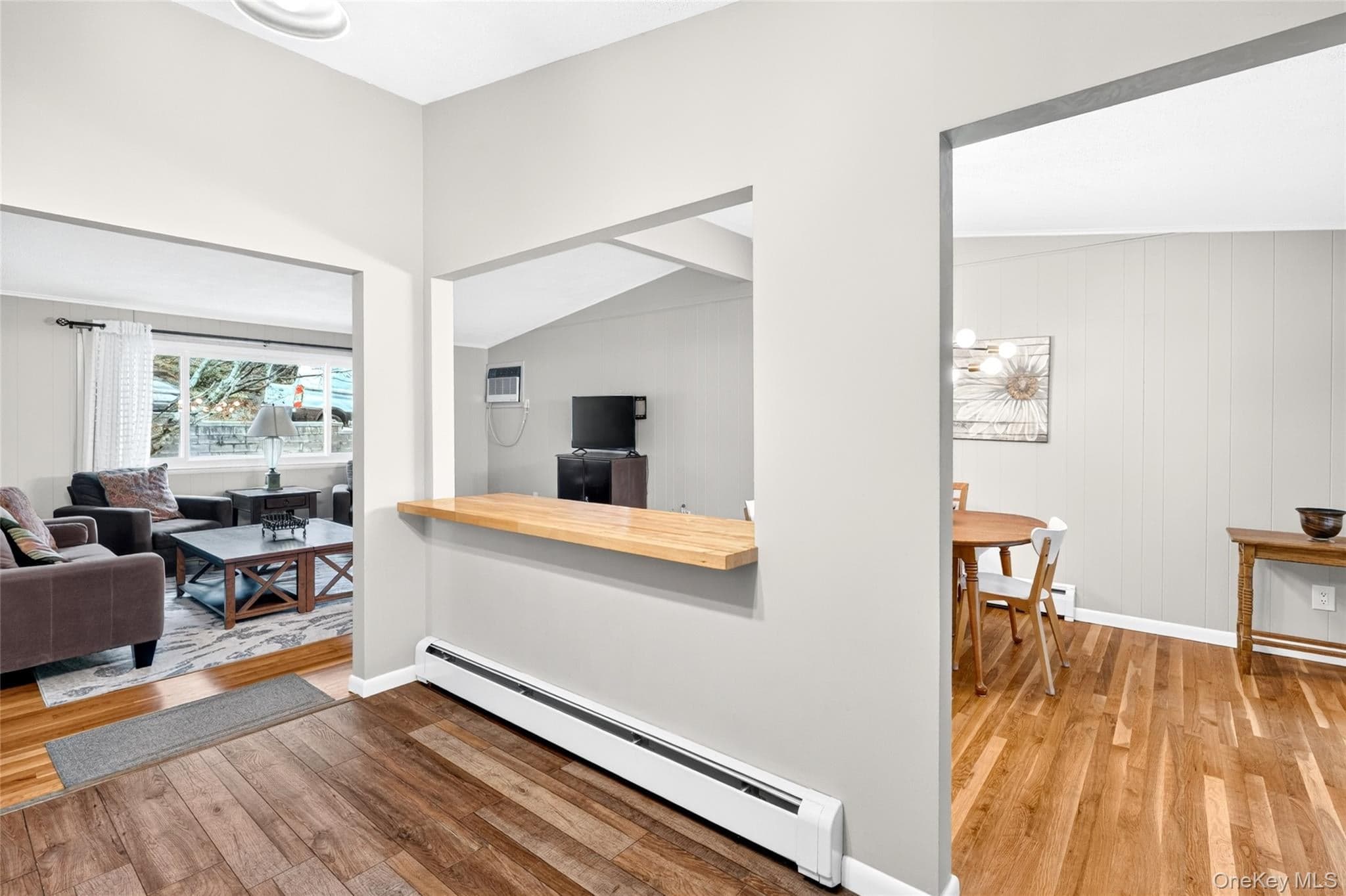 23 Howard Avenue thumbnail 18