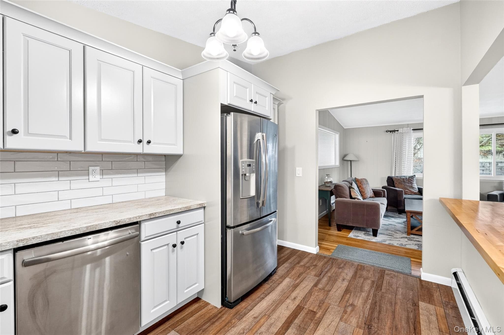 23 Howard Avenue thumbnail 17