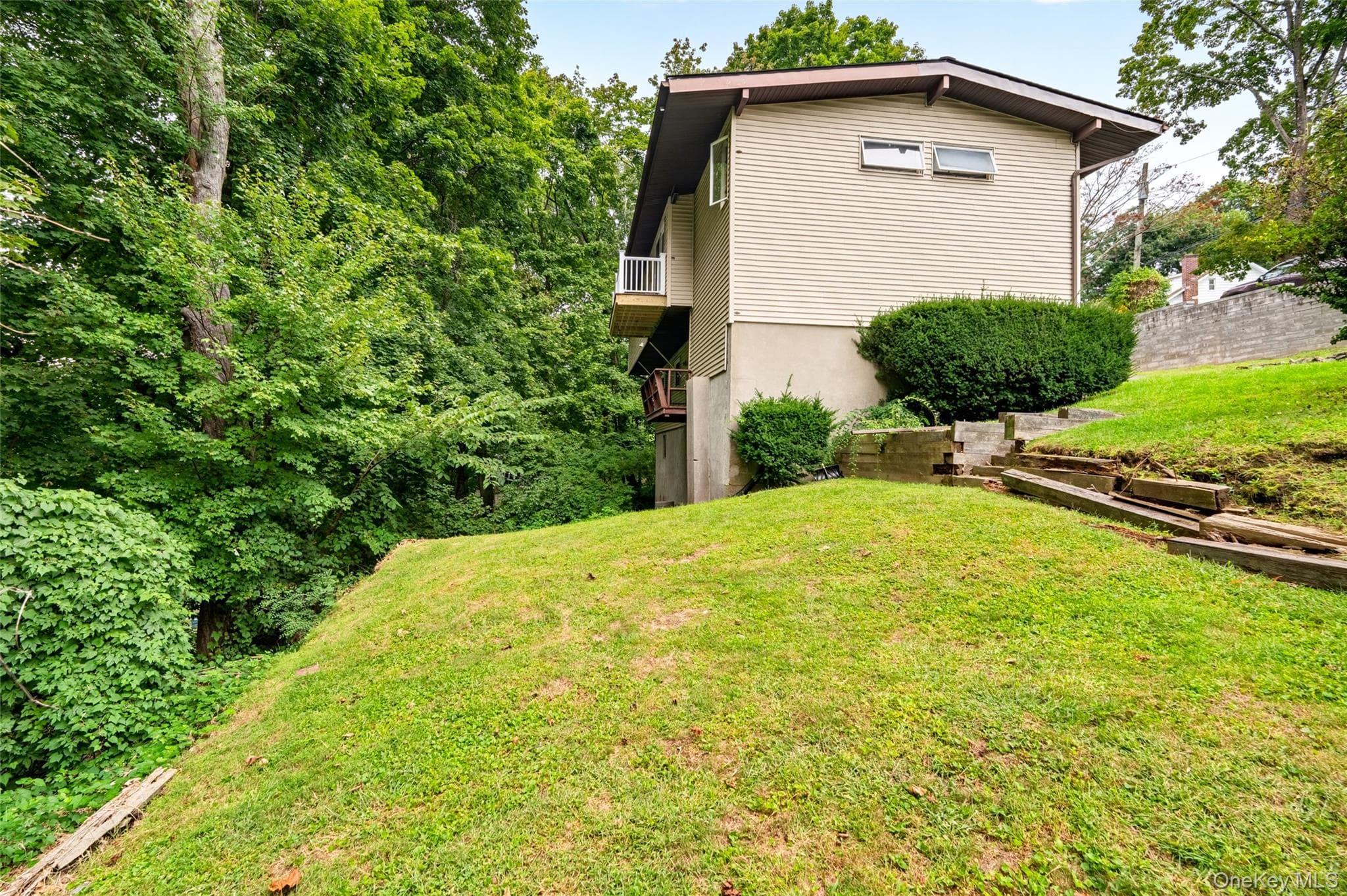 23 Howard Avenue thumbnail 48