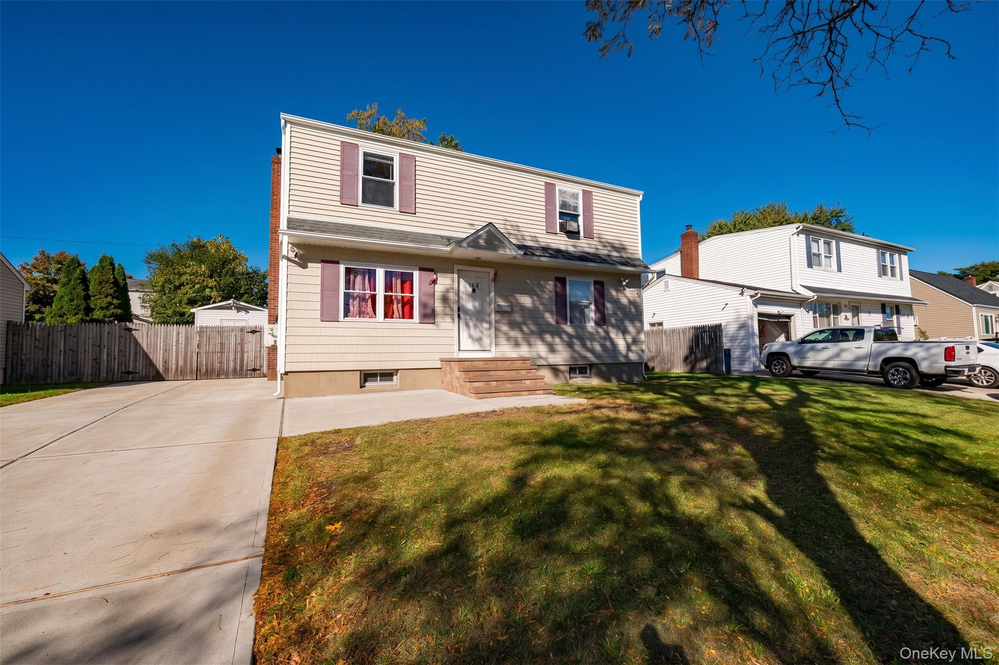 155 Wantagh Avenue, Levittown