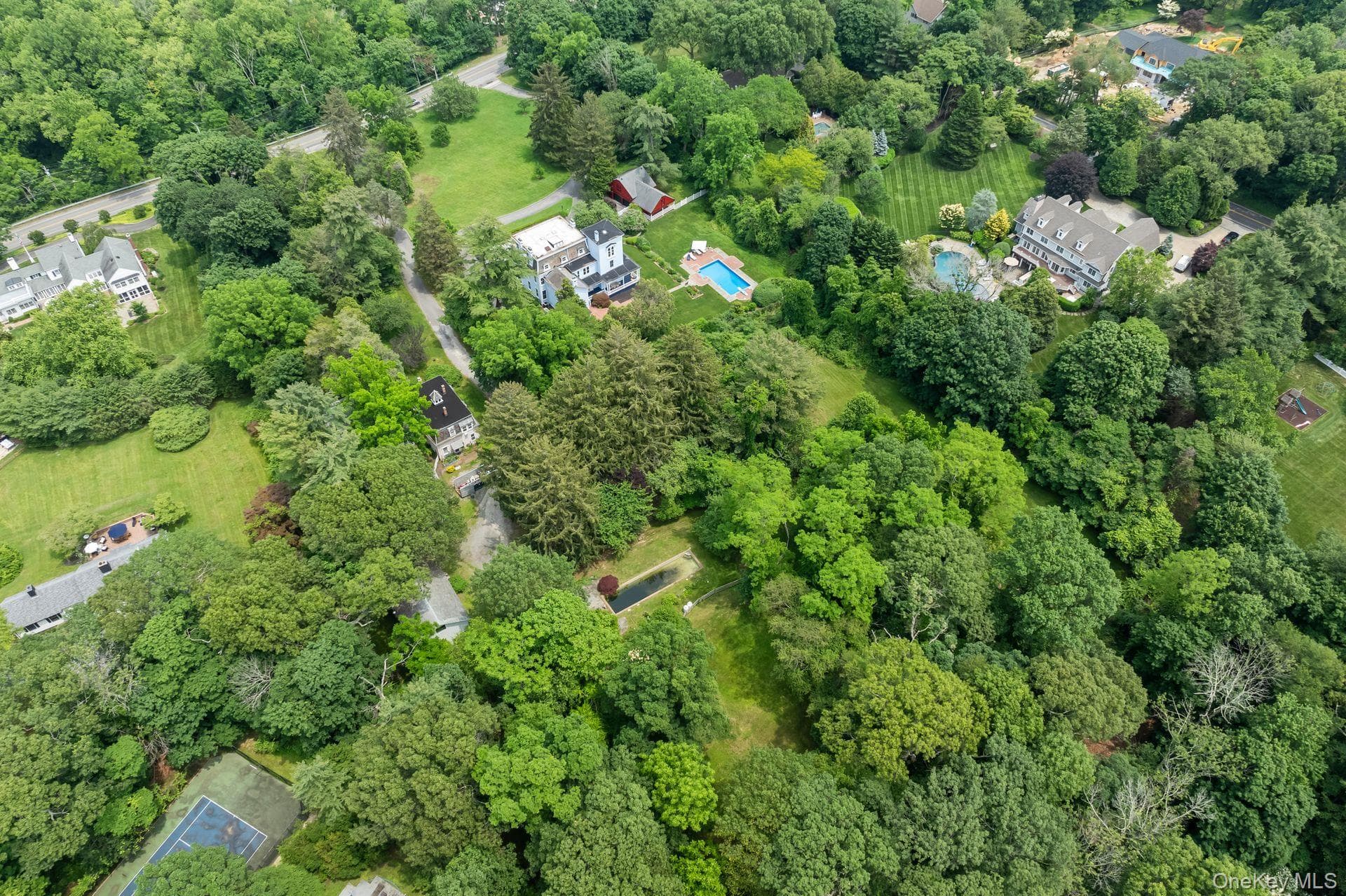 383 W Neck Road thumbnail 40