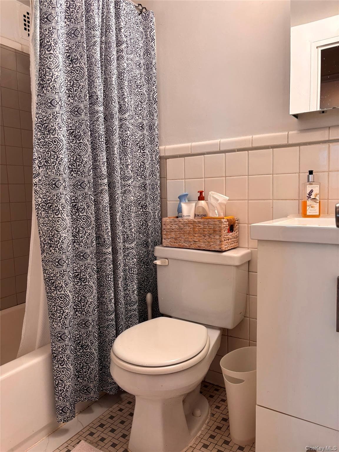 61-25 97th Street Unit: 6E thumbnail 5