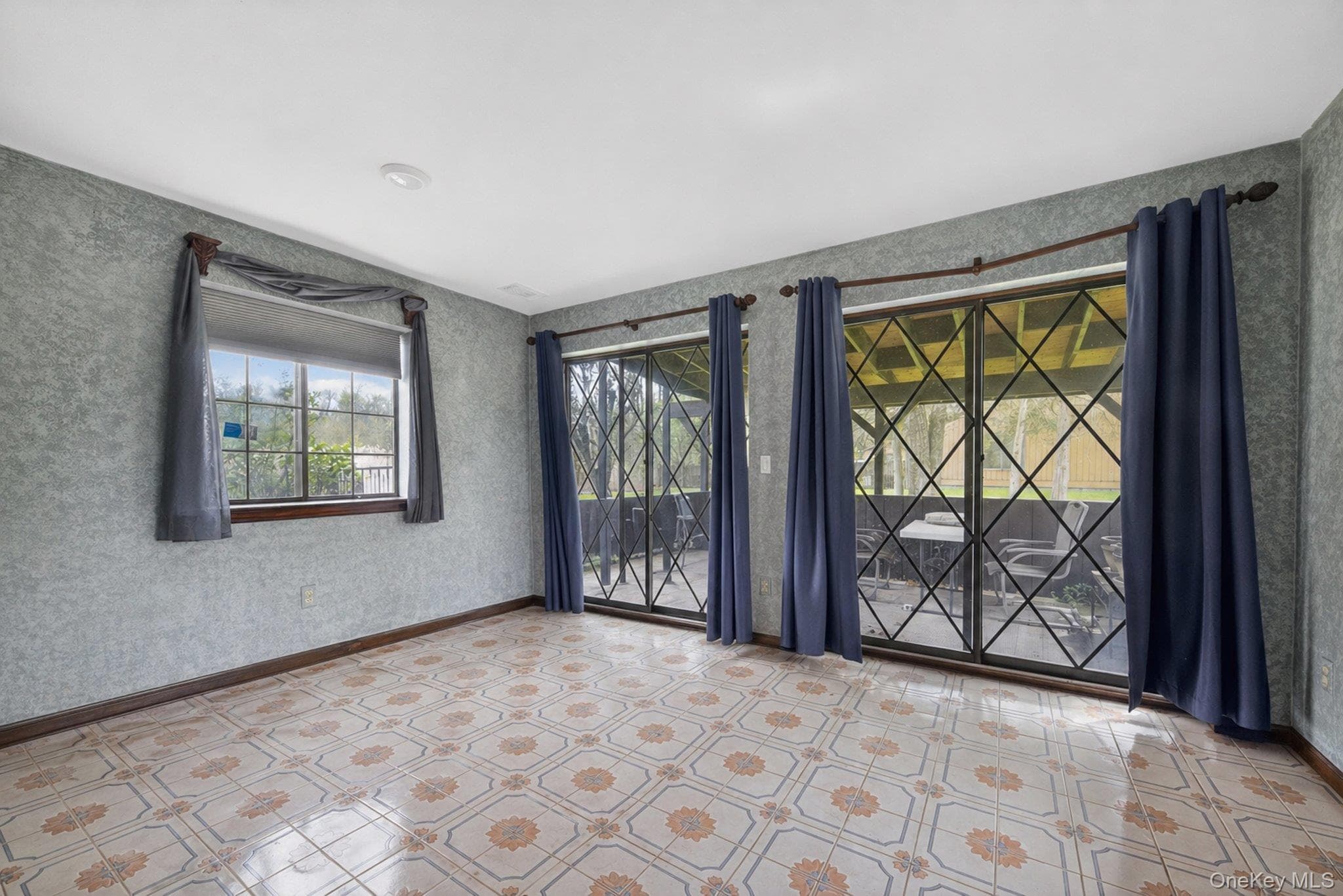 137 Blue Hill Road thumbnail 5