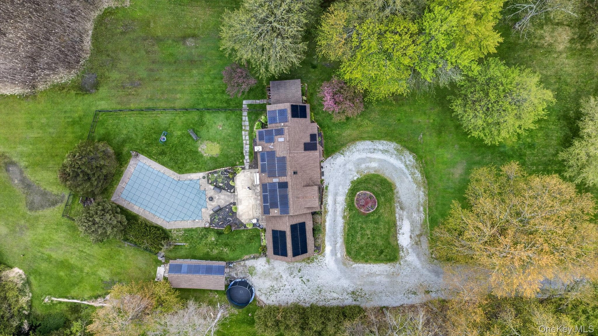 137 Blue Hill Road thumbnail 36