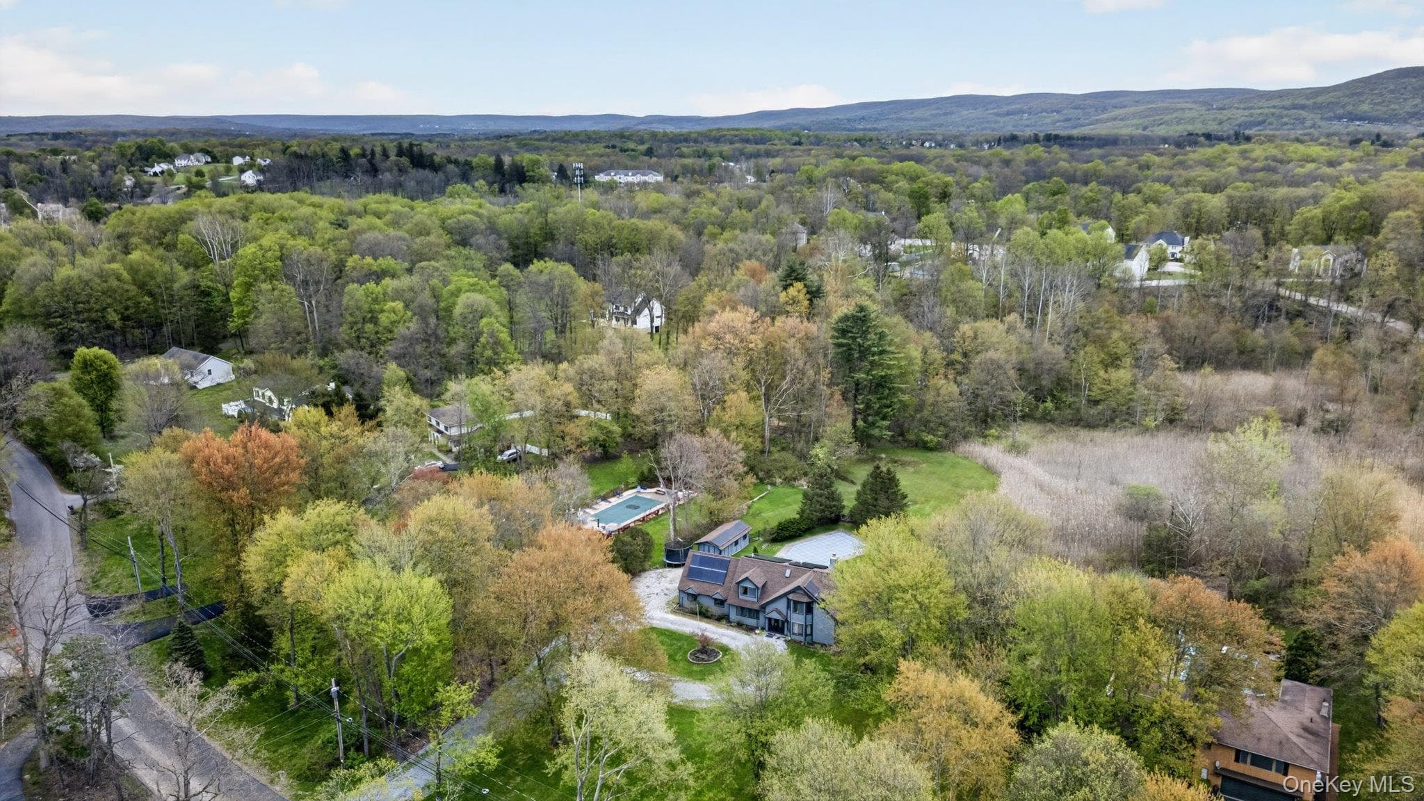 137 Blue Hill Road thumbnail 40