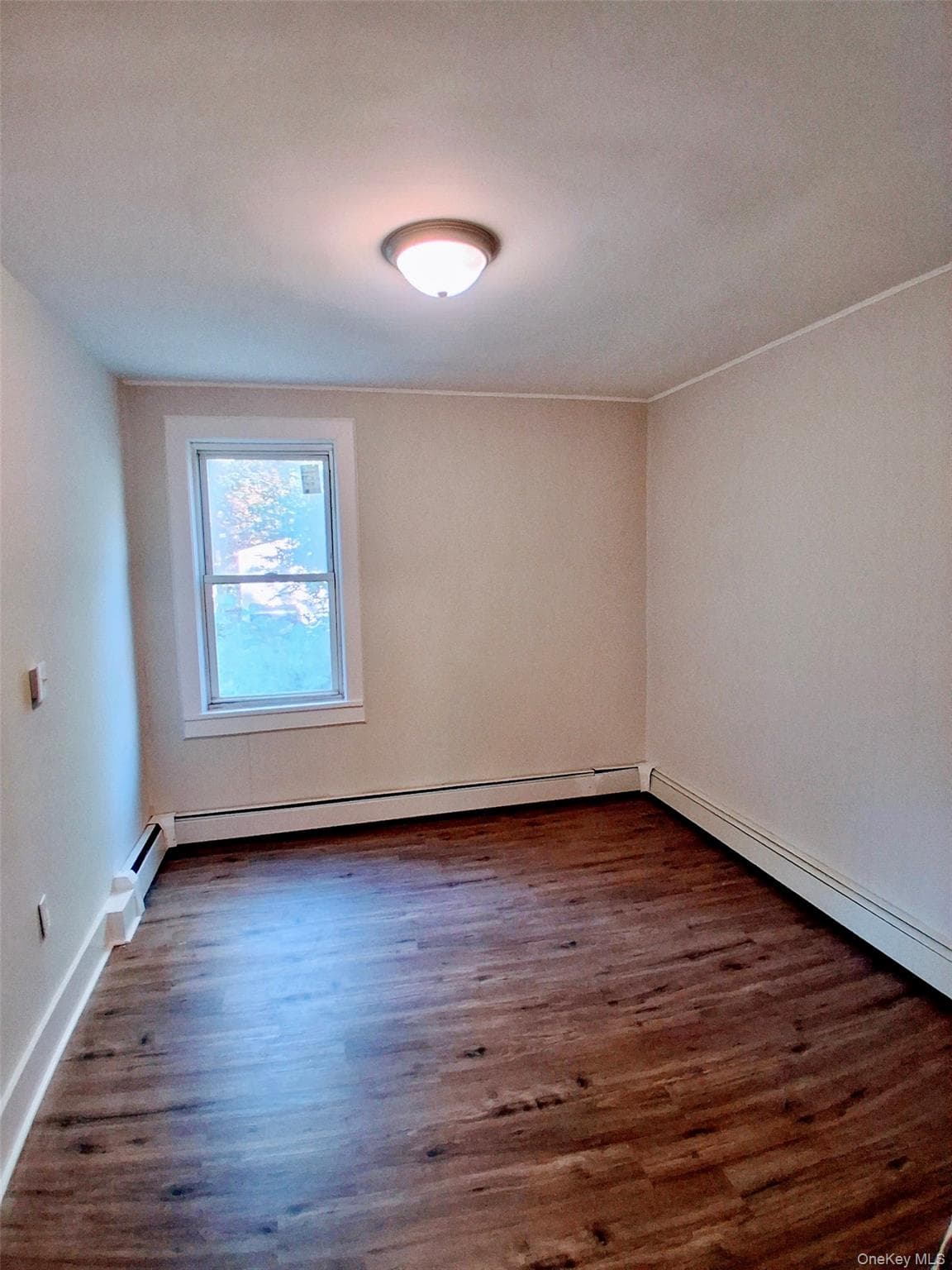 215 Maple Avenue thumbnail 9