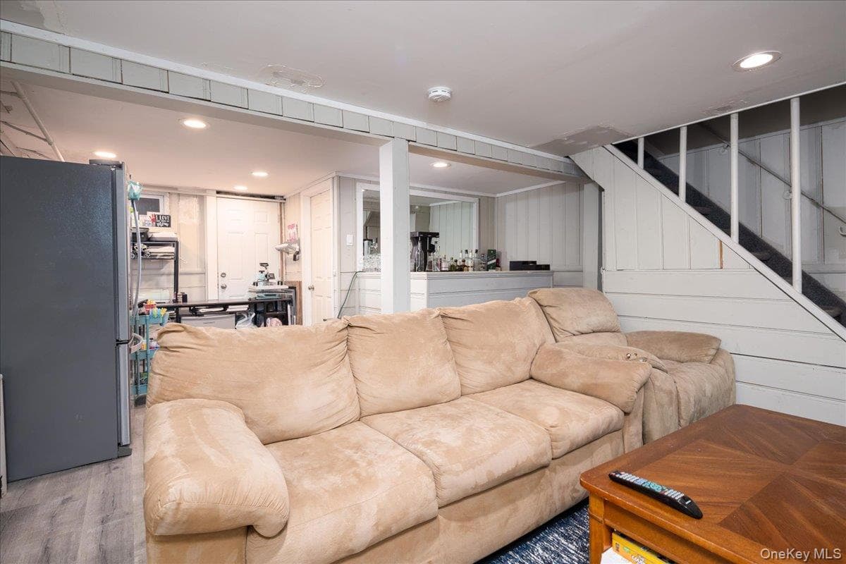 621 N Fulton Avenue thumbnail 15