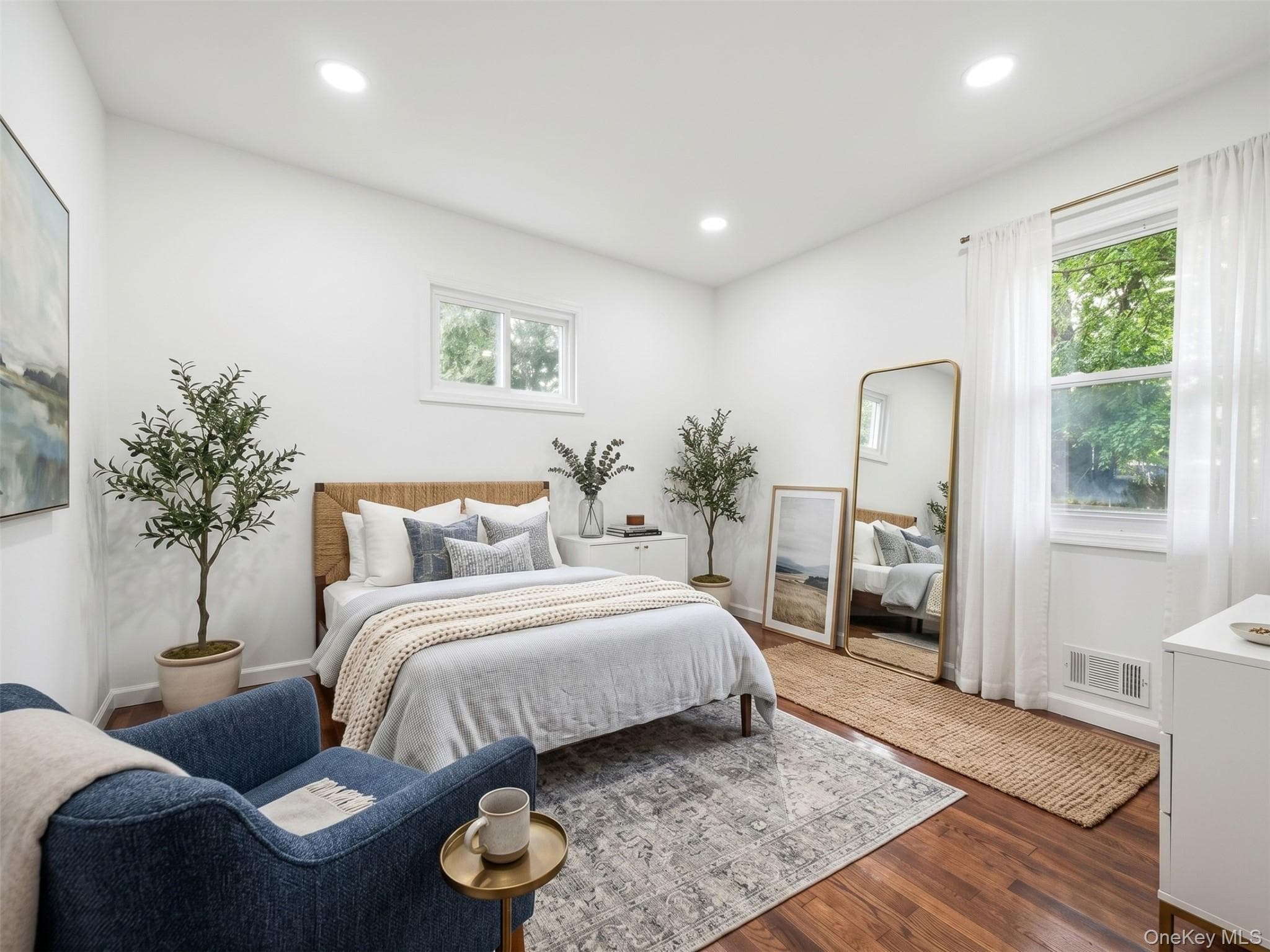 180 E Booker Avenue thumbnail 4