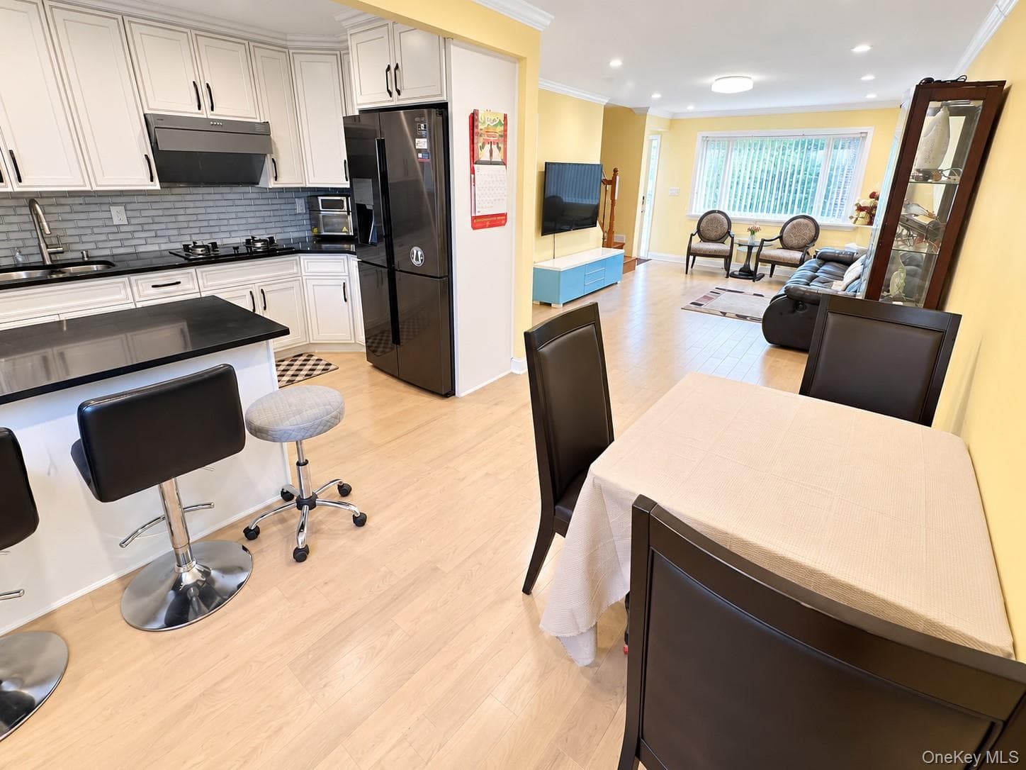 14-82 212 Street Unit: 122 thumbnail 14