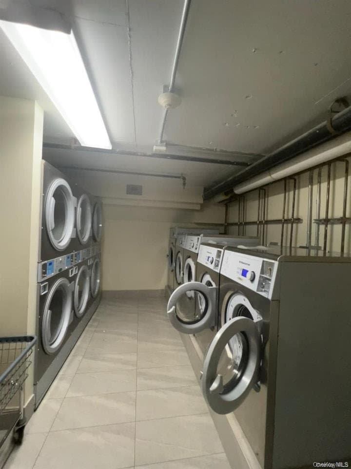 14238 37th Avenue Unit: 8B thumbnail 13