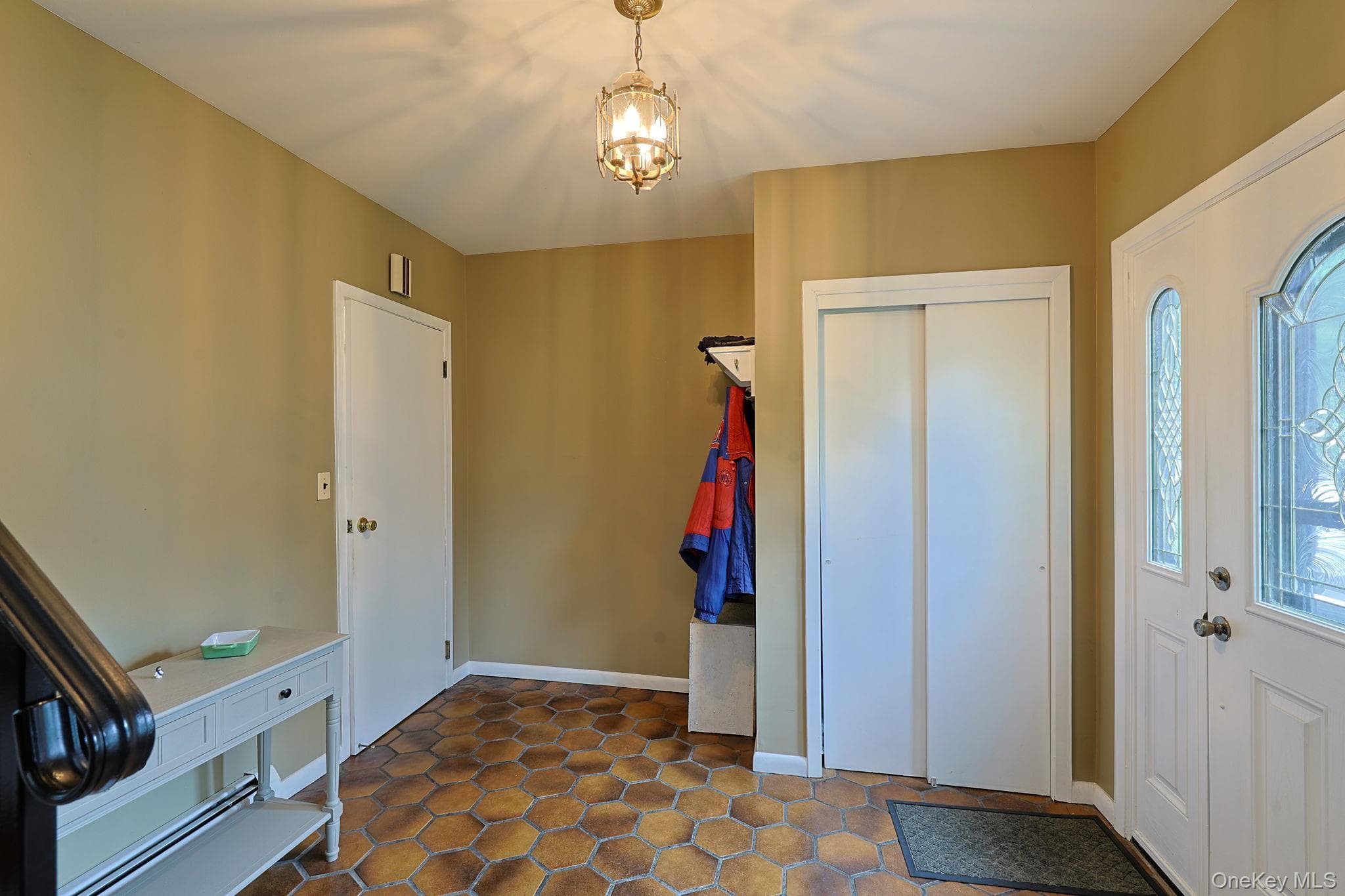 18 Hillside Road thumbnail 3