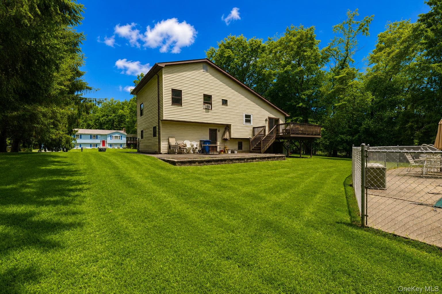 18 Hillside Road thumbnail 21