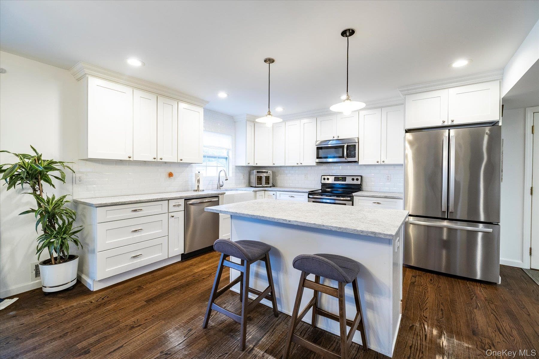 2941 Shore Road thumbnail 11