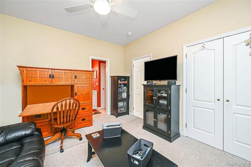 828 Pondview Road thumbnail 24