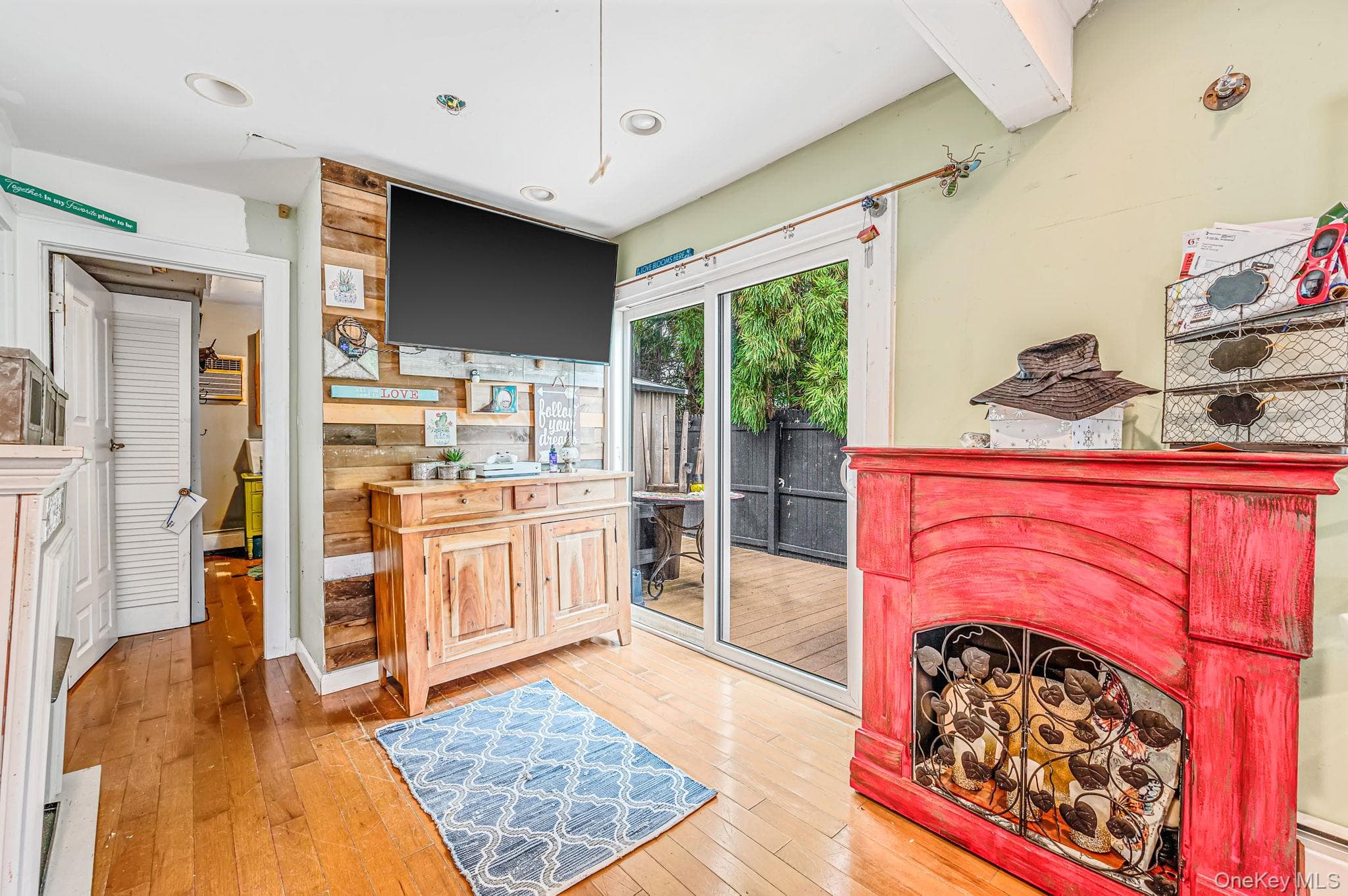 23 Dewey Place thumbnail 13