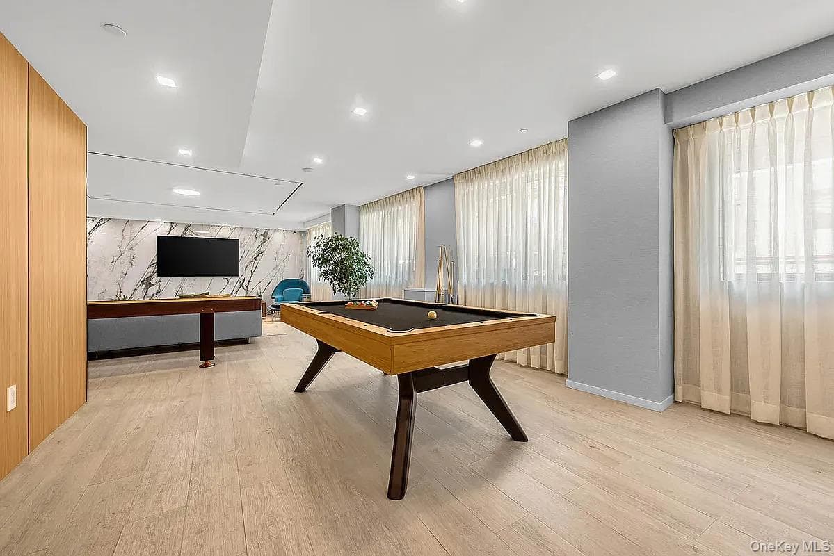 40-22 61st Street Unit: 2E thumbnail 11