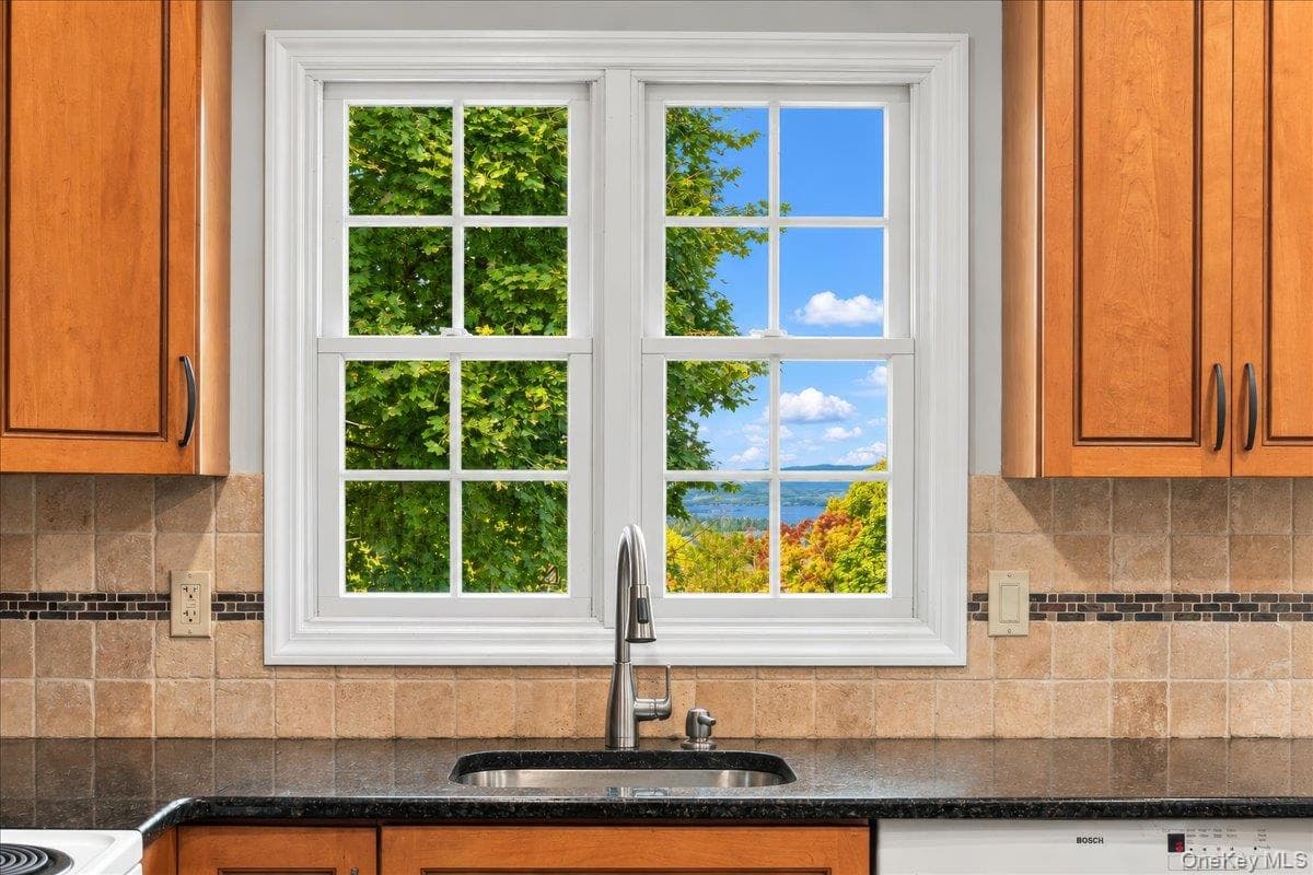 7 Meadowbrook Drive thumbnail 16