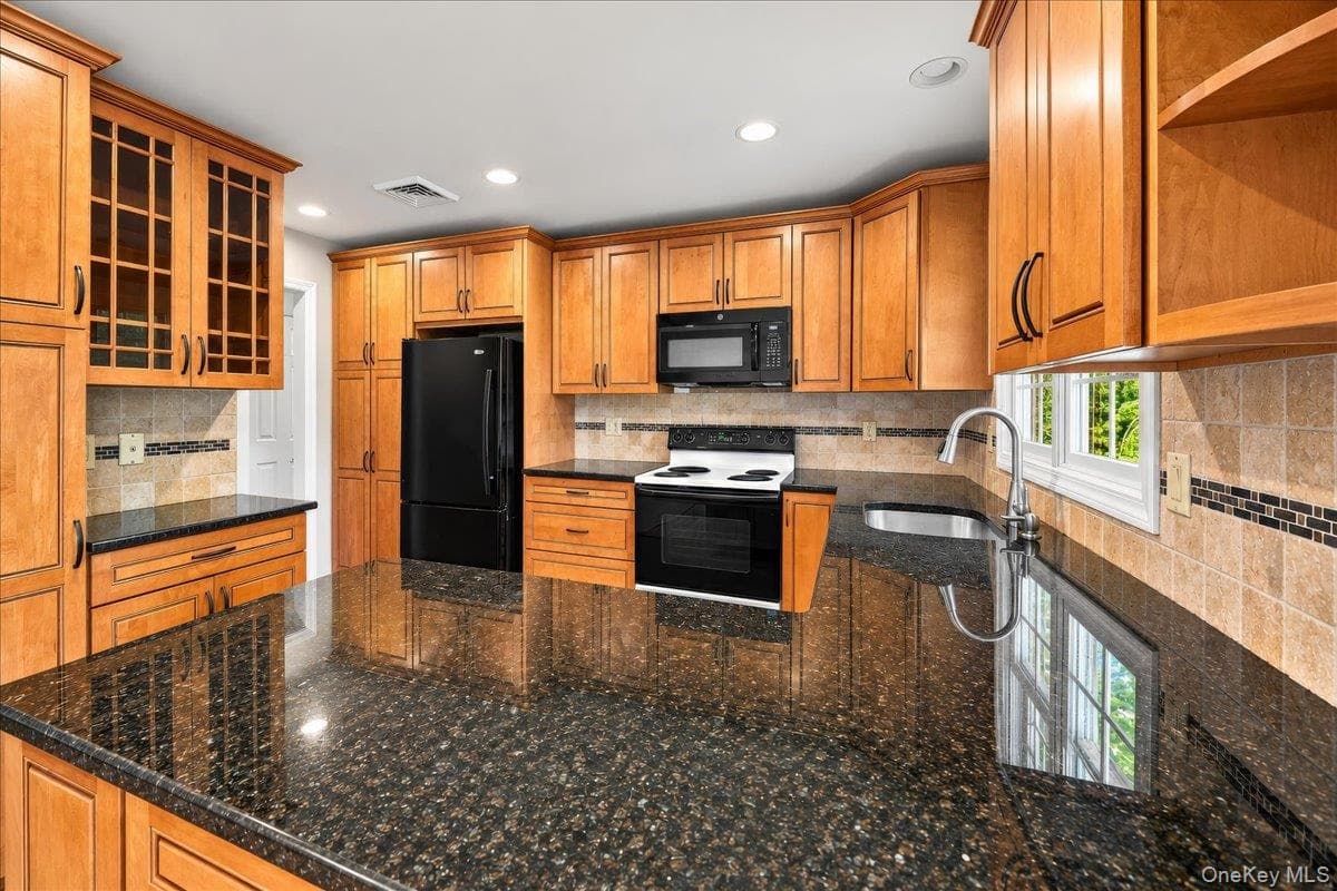 7 Meadowbrook Drive thumbnail 15