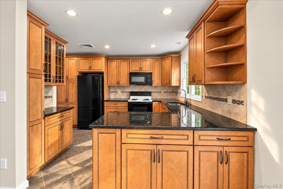 7 Meadowbrook Drive thumbnail 10
