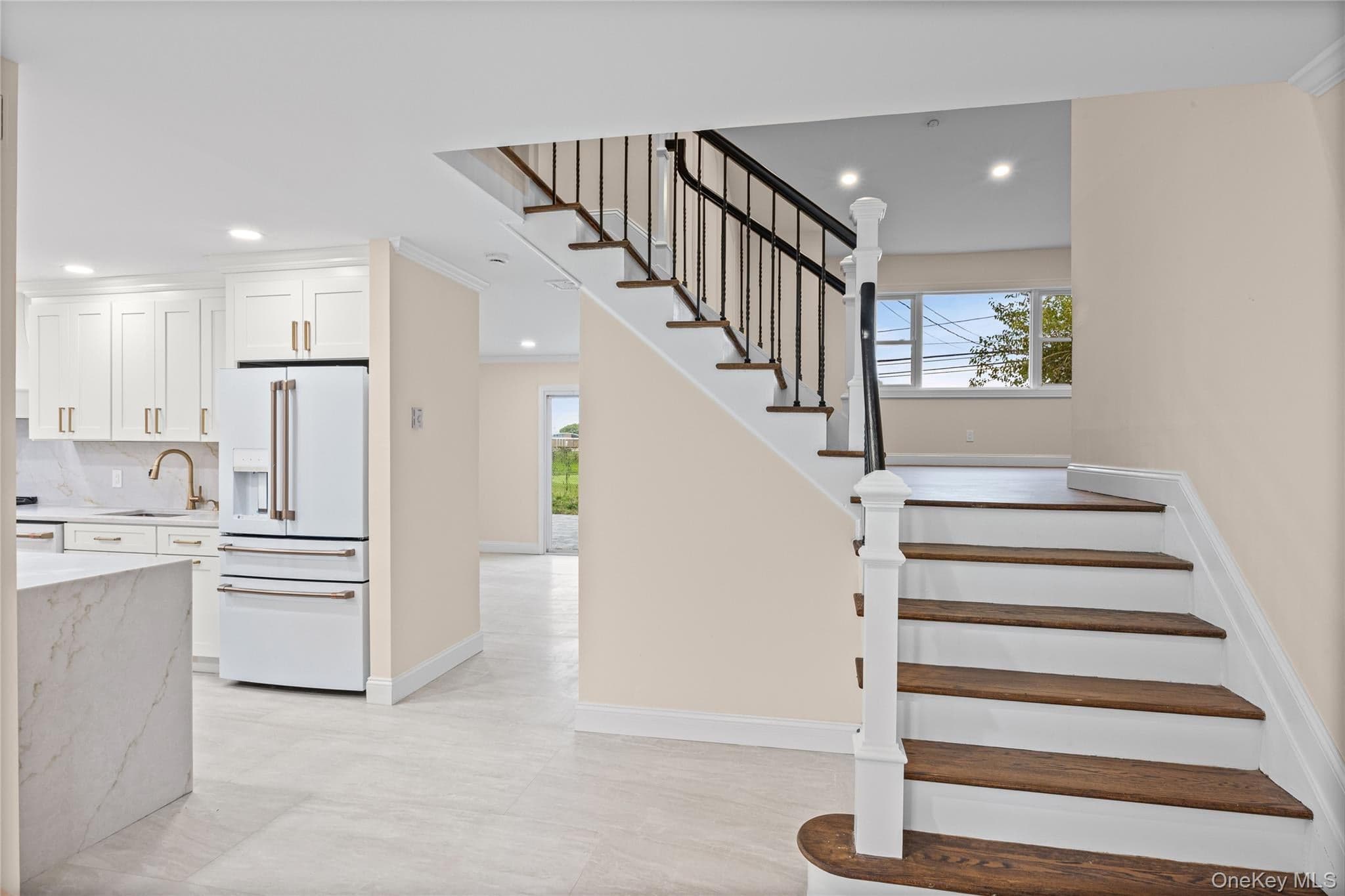 289 Lido Boulevard thumbnail 15