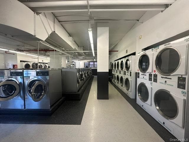 385 Grand Street Unit: L904 thumbnail 15