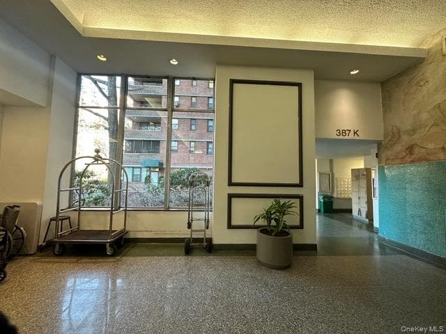 385 Grand Street Unit: L904 thumbnail 7