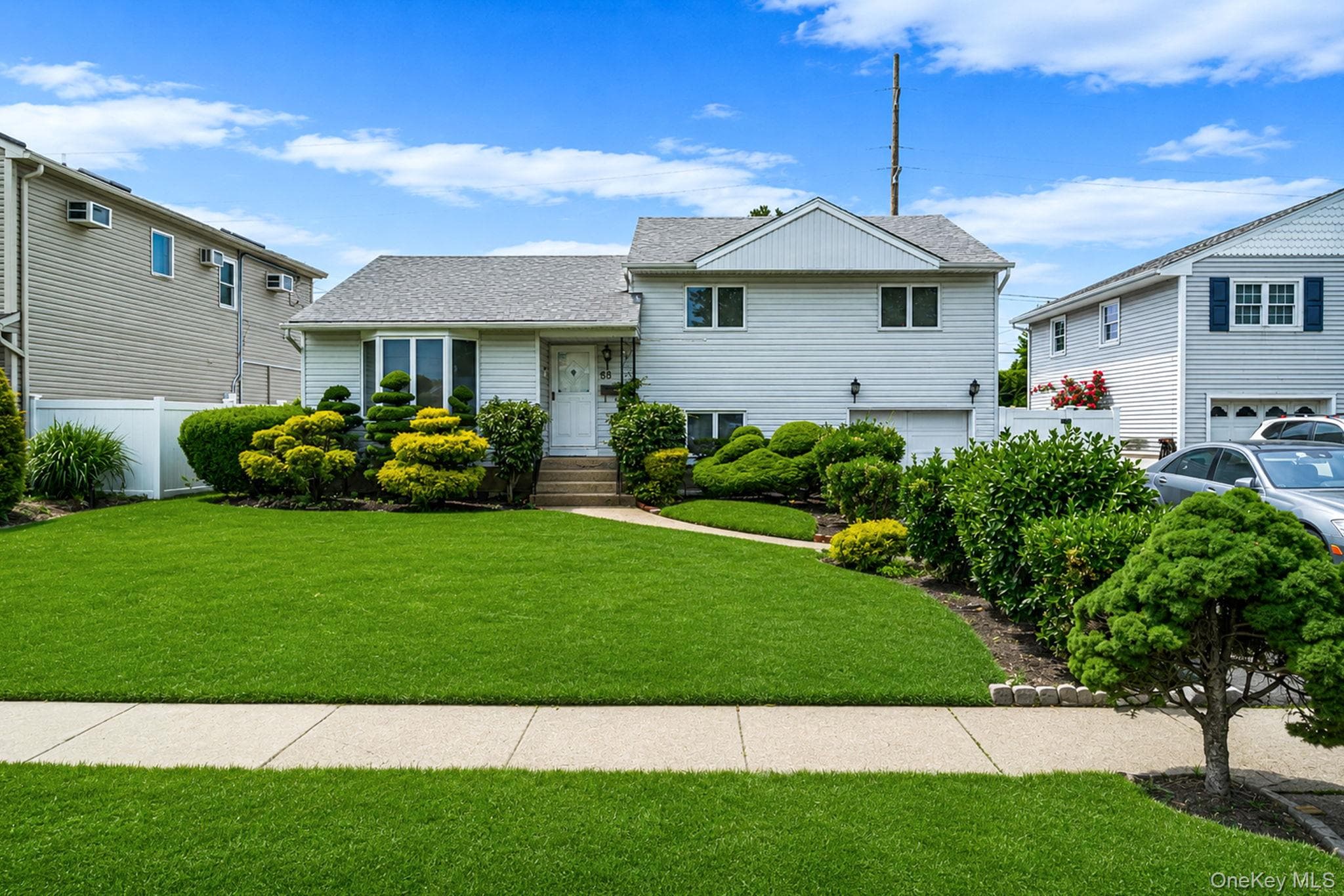 68 Myles Avenue photo 1