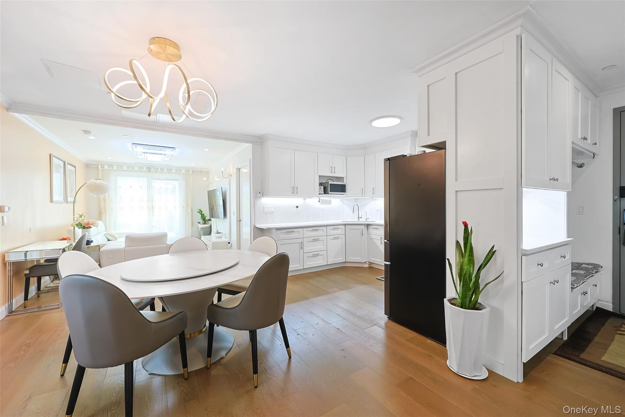 13620 Booth Memorial Avenue Unit: 2A thumbnail 7