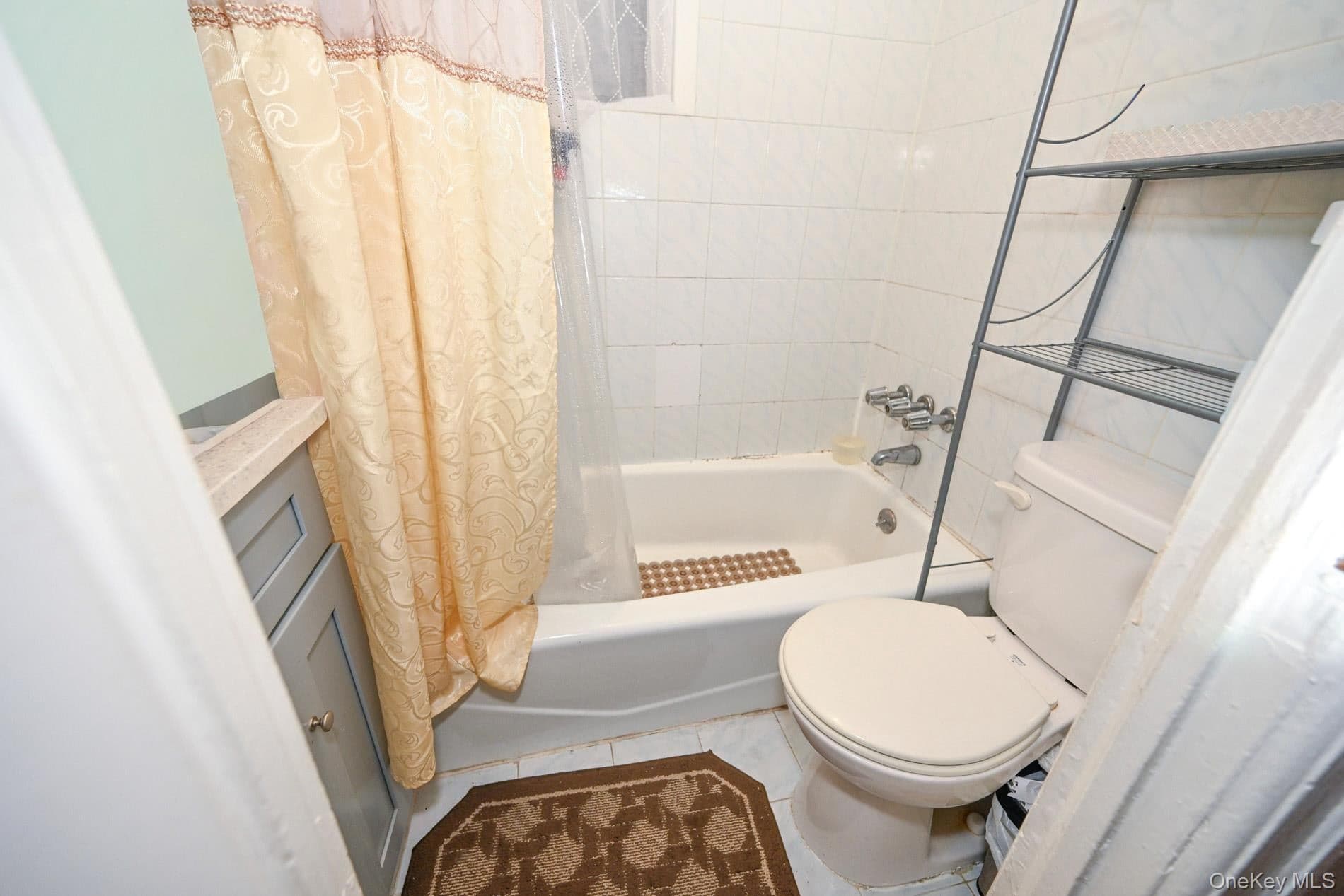 967 Seneca Avenue thumbnail 24