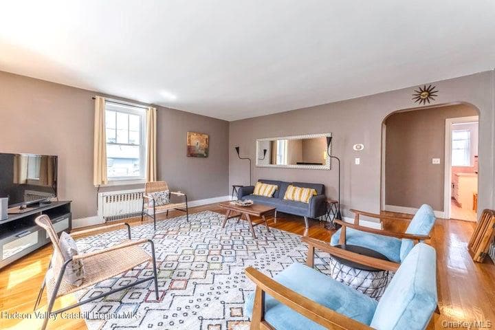 211 Main Street thumbnail 39