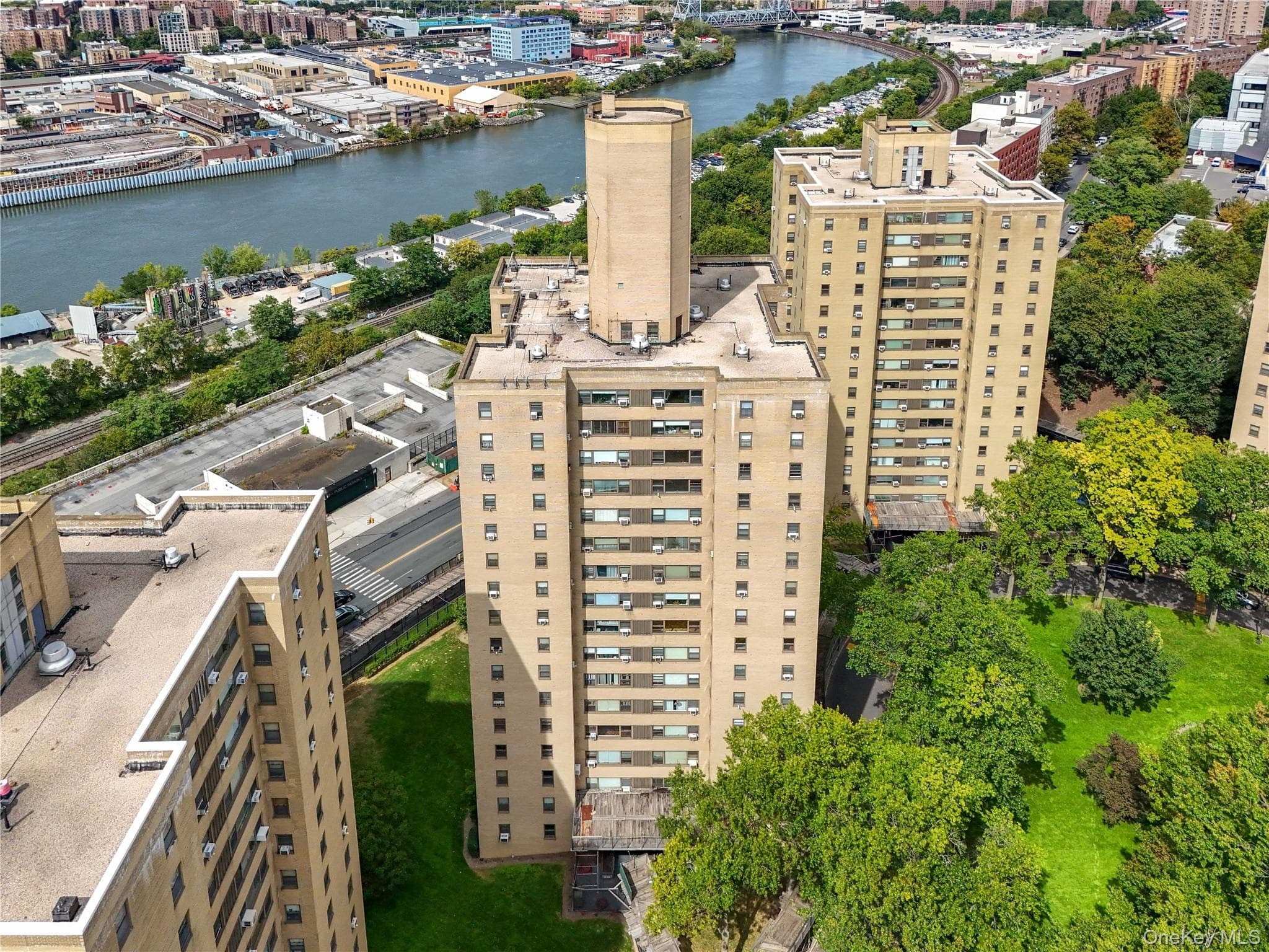 3 Fordham Hill Oval Unit: 3C thumbnail 22