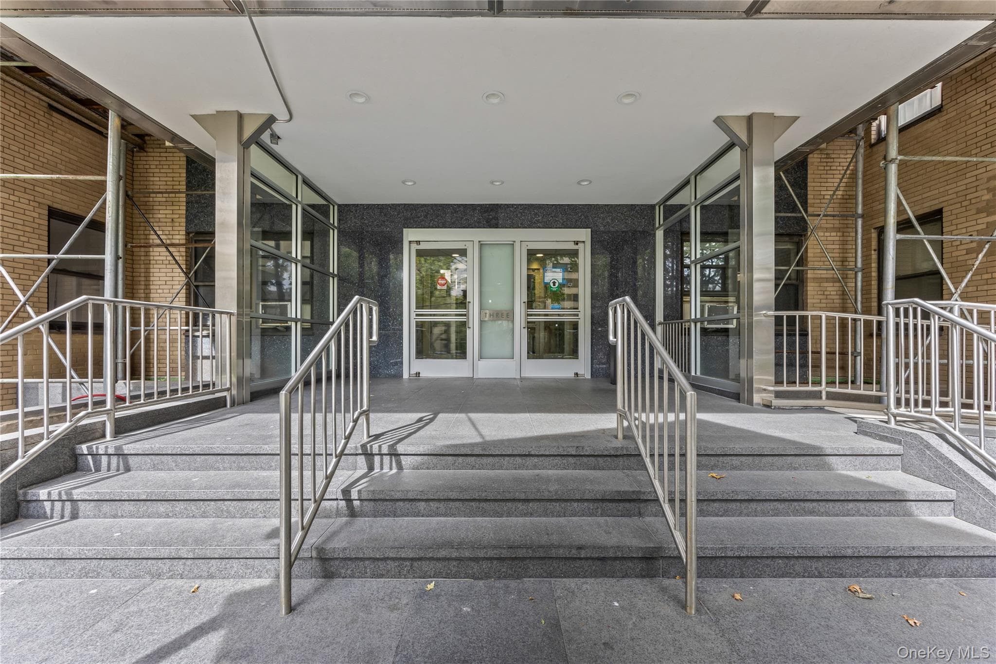 3 Fordham Hill Oval Unit: 3C thumbnail 18