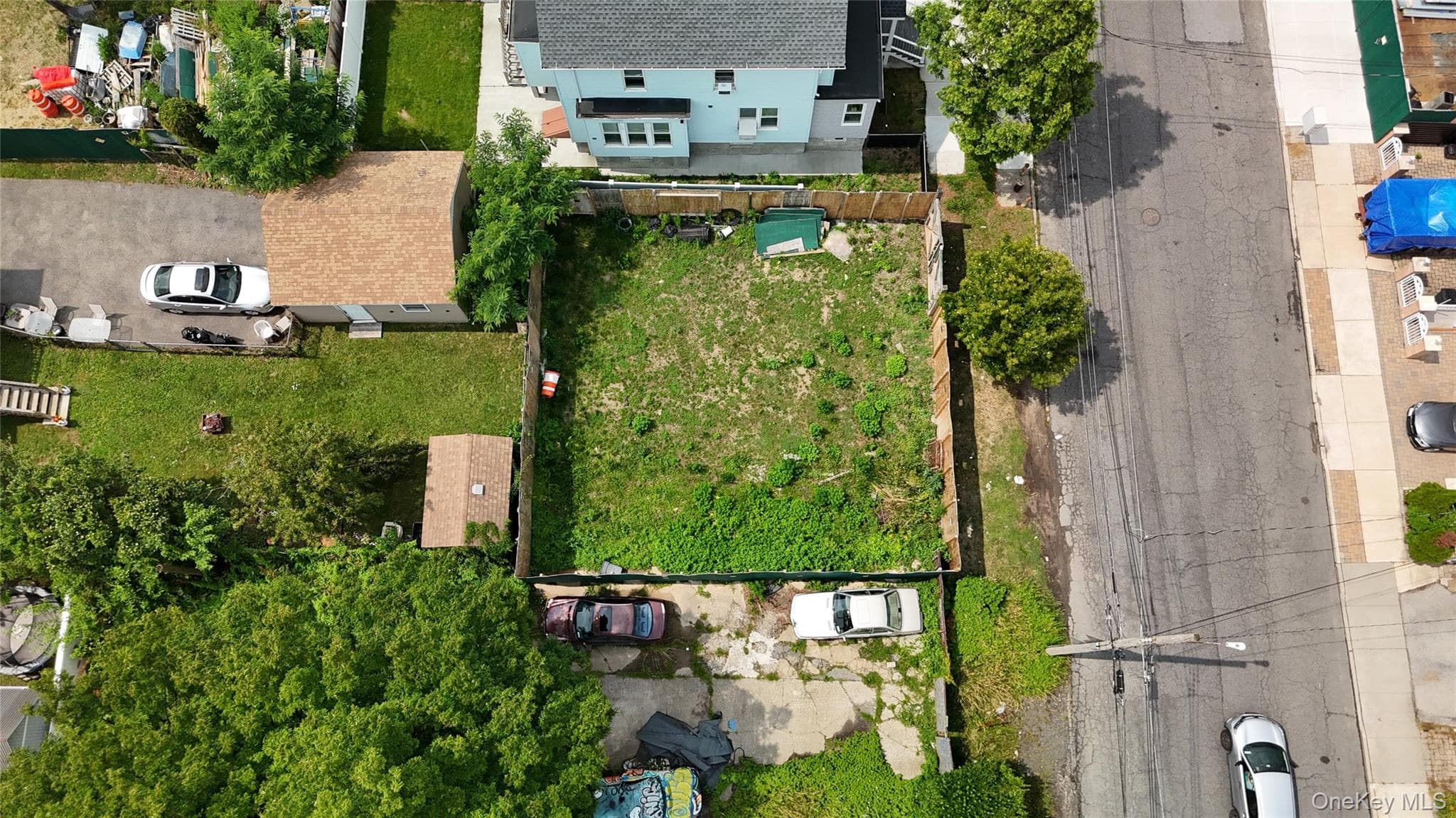 829 Dean Avenue thumbnail 2