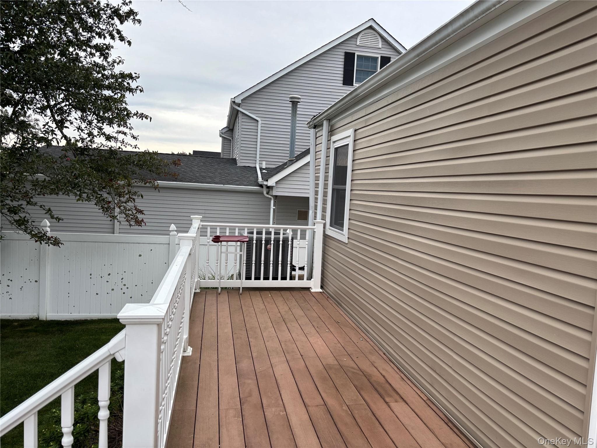 120 Lincoln Place thumbnail 7