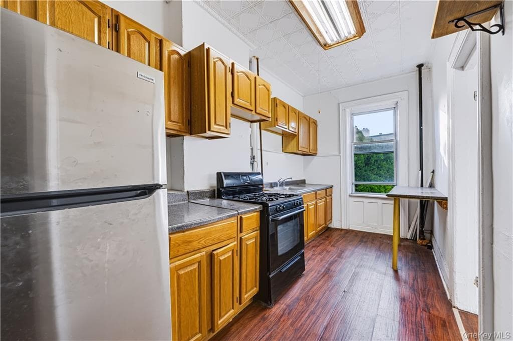 58-34 Catalpa Avenue thumbnail 29