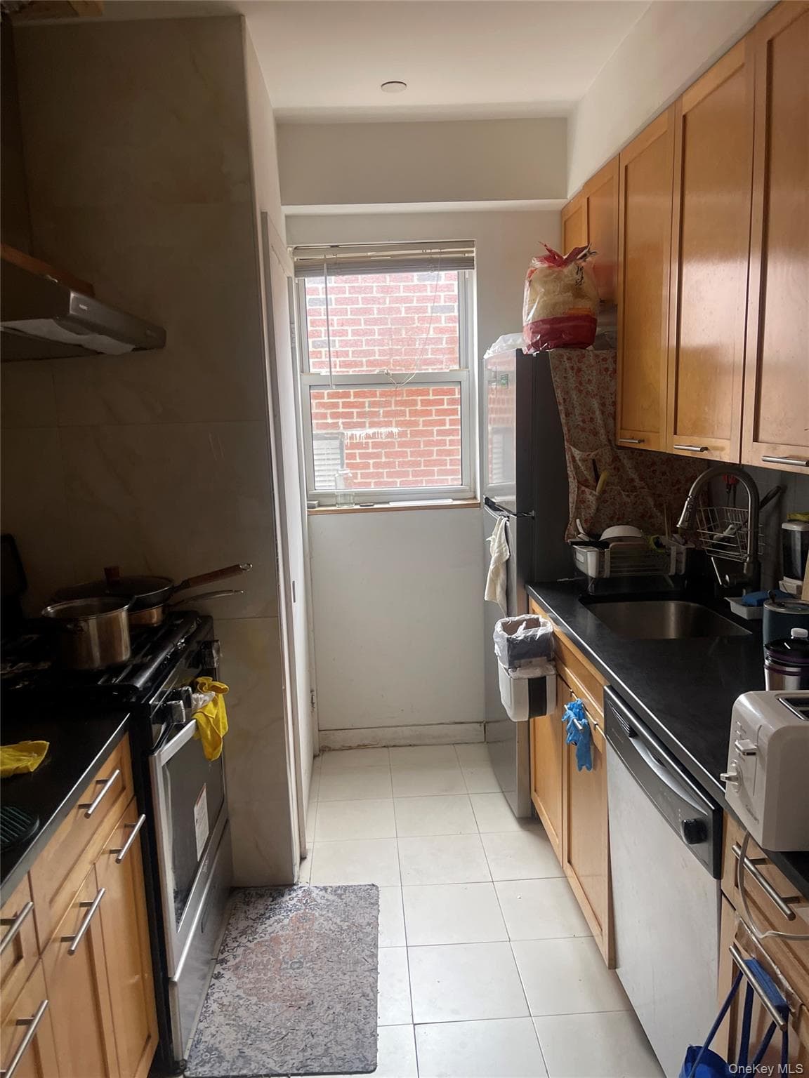 71-28 163rd Street Unit: 3B thumbnail 5